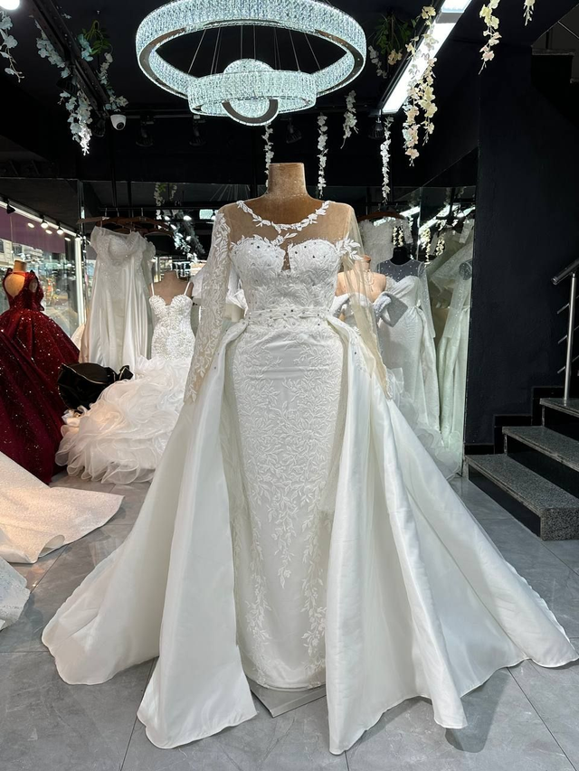 Robe de Mariée Sirène en Satin et Perles / Réf : RMS16