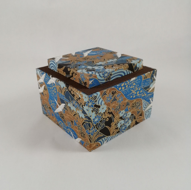 Boîte carrée à couvercle plat / Square Flat Lid, A