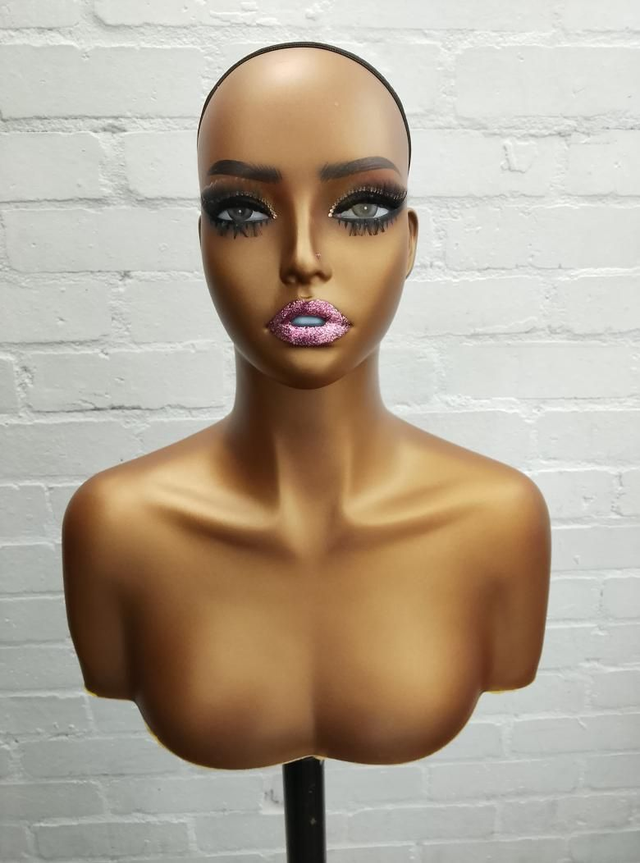 Professional Mannequin Display Heads with Shoulders