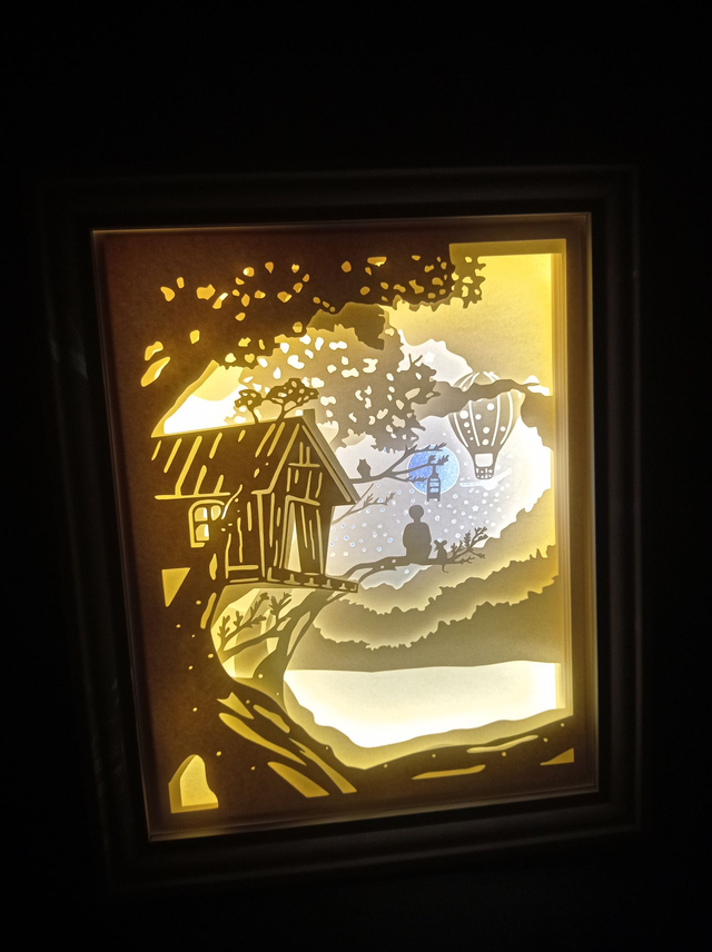 Boîte à lumière "Cabane dans les arbres"