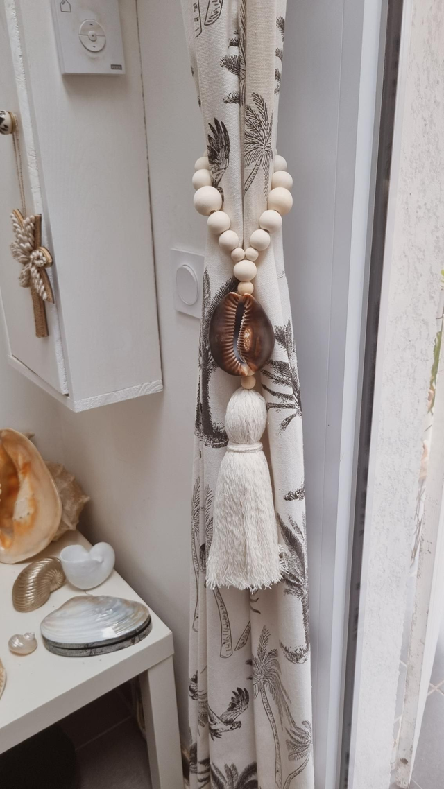 Embrasse mauritiana - pompon beige 