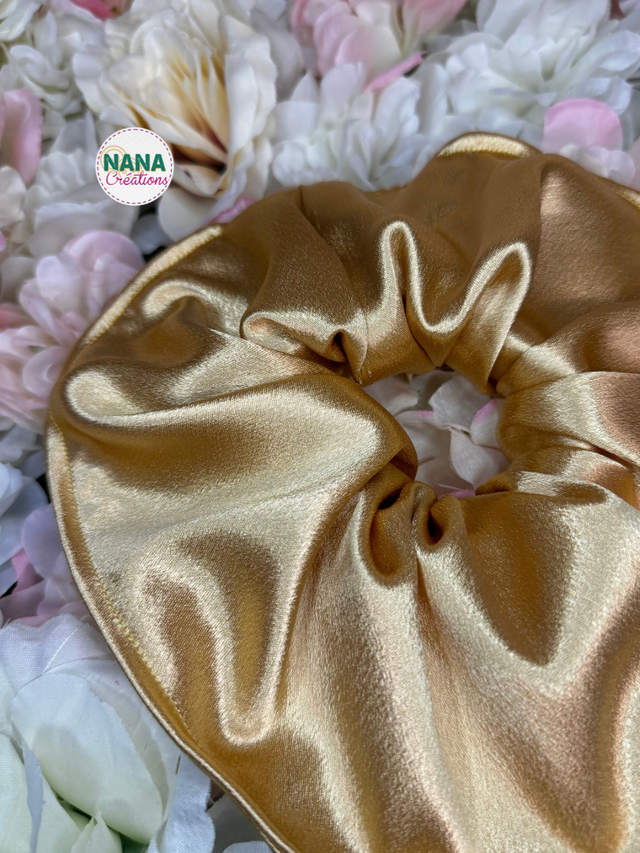 Chouchou Satin - Modèle Fleur - Lumière – Fait main