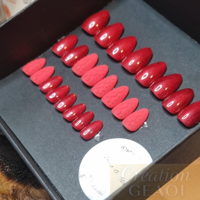 Red Christmas 2025 little rond xs