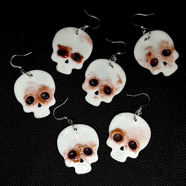 Bleeding Skull Earrings