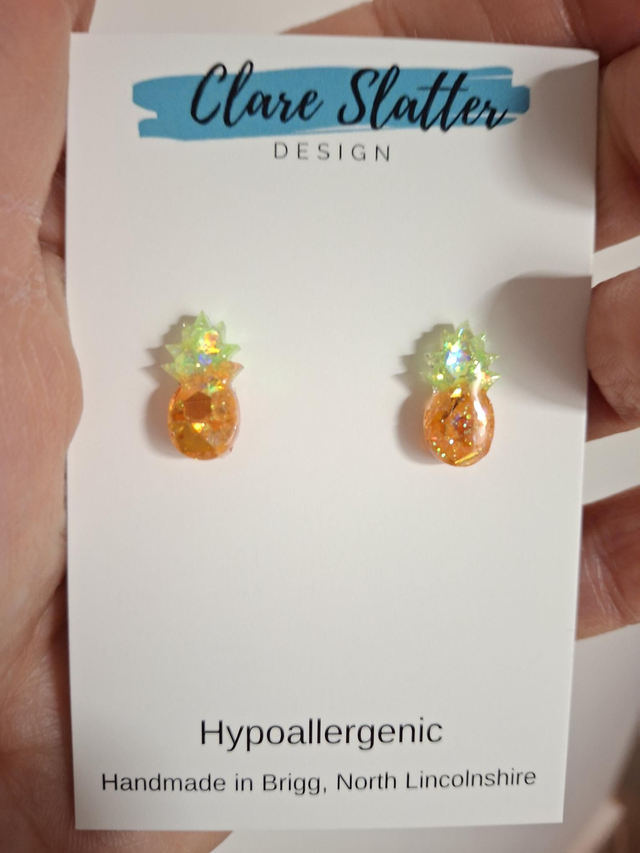 Pineapple studs