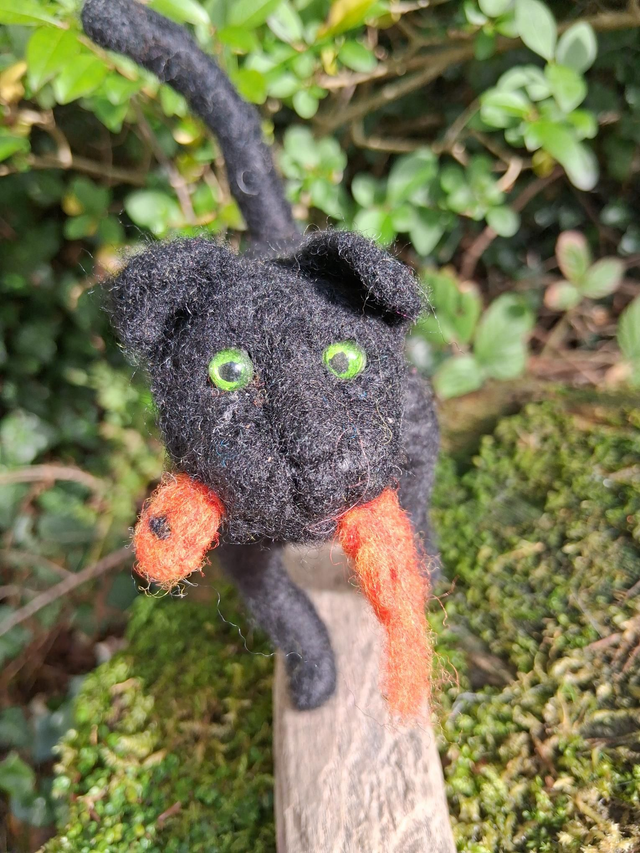 Needle Felt Cat The Thief