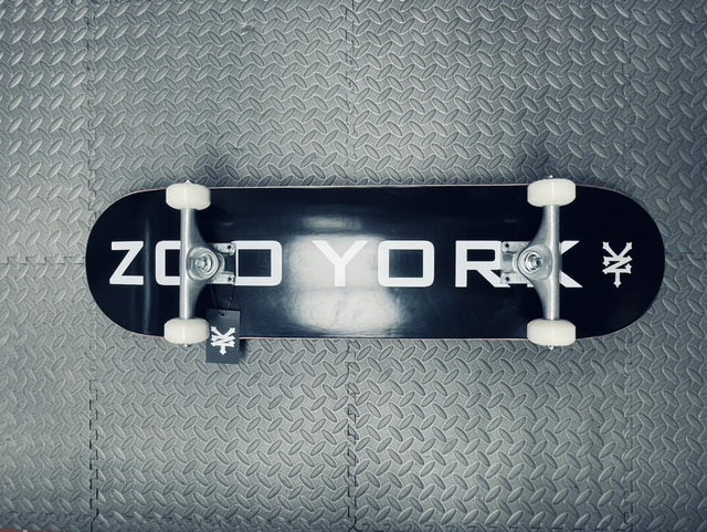Zoo York Complete 8.0“