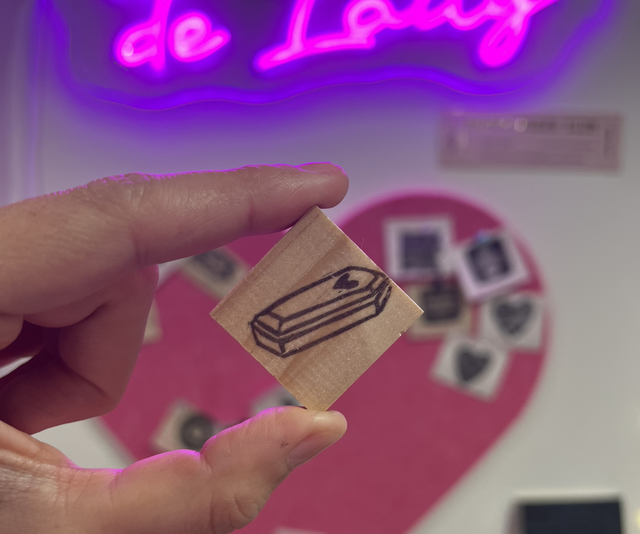 Tampon cercueil (Jour 27 - Stamp-Tober 2025)