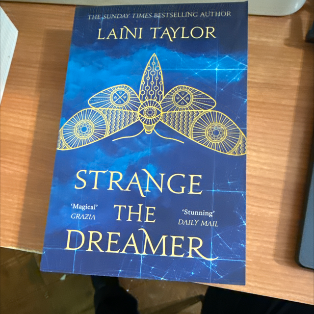 Strange the Dreamer
