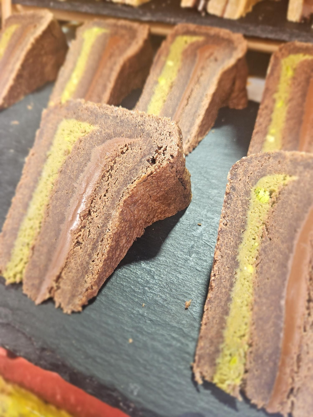 Dubai Chocolate slice