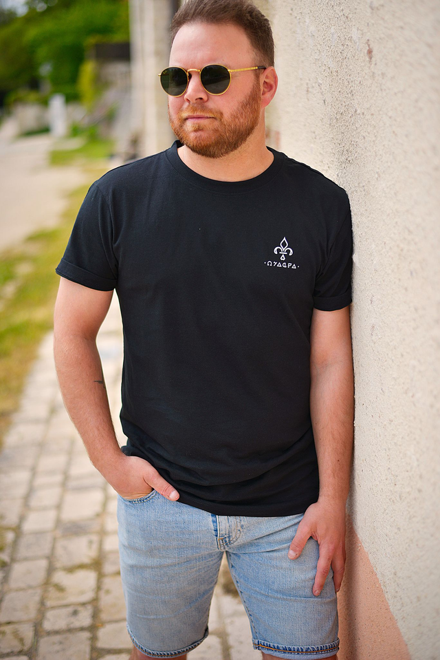 LE CLASSIQUE INDUSTRTIES BLACK