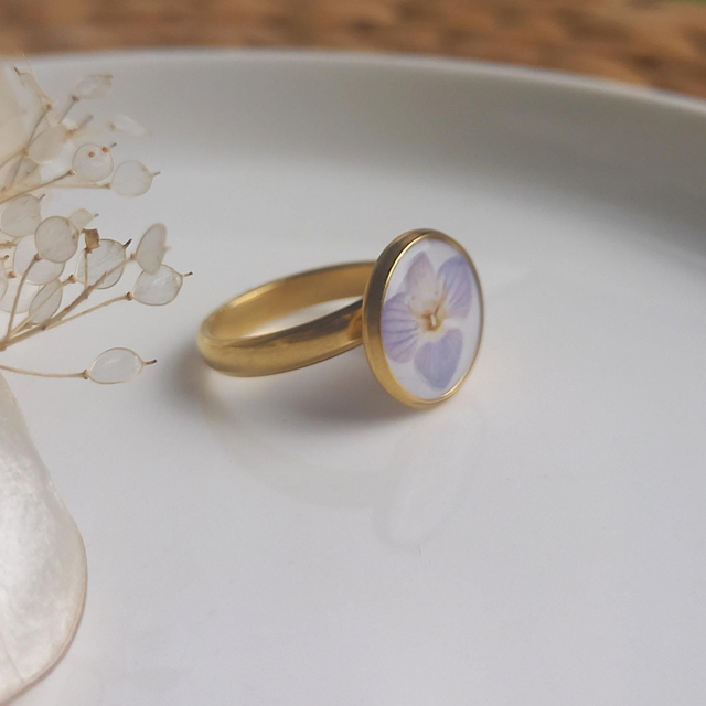 Bague dorée ◦ Veronica