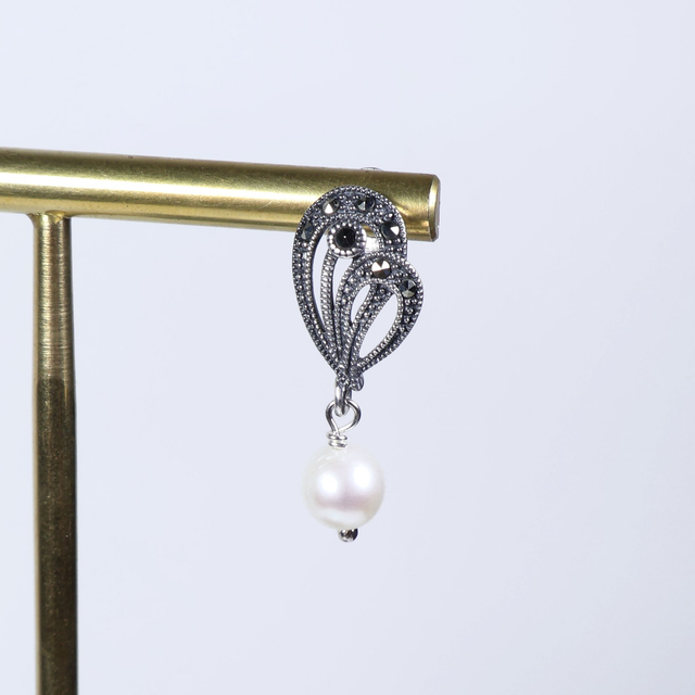 Pair of Elegant Sterling Silver 925 Art Deco Style Cream Coloured Fresh Water Pearl Marcasite Gemstone Ribbon Design Drop Dangle Earrings