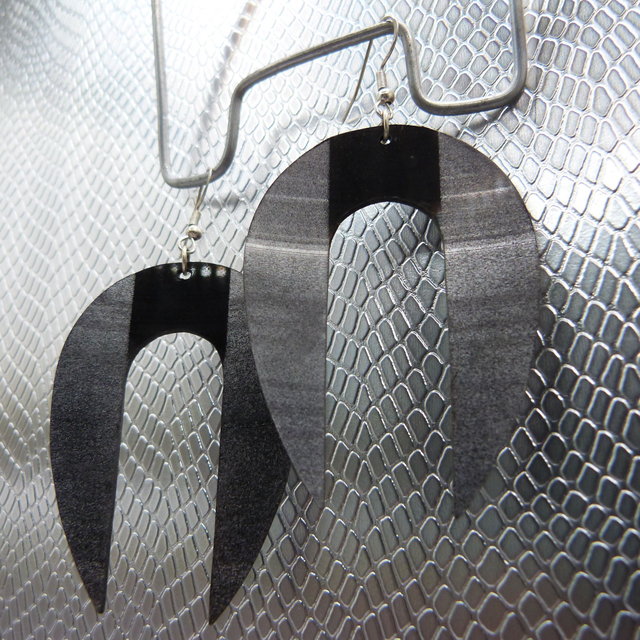 Boucle d&#039;oreille vinyle &quot;Aiment Argenté&quot; 