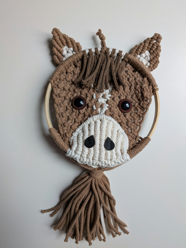 Décoration murale en macramé - Modèle "CHEVAL" 