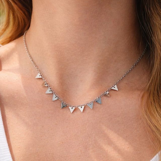 Ketting driehoekjes zilver