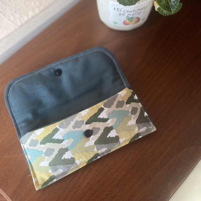 Étui à lunettes militaire