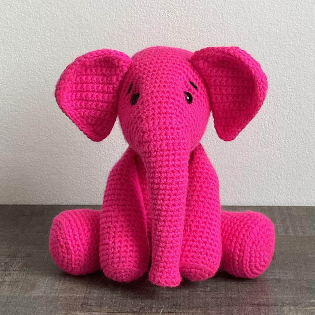 Peluche Bubba l'éléphant au crochet