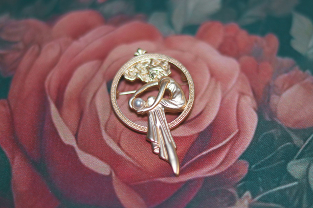 Broche • Art nouveau