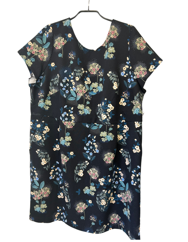 Loft Dress in Navy Blue