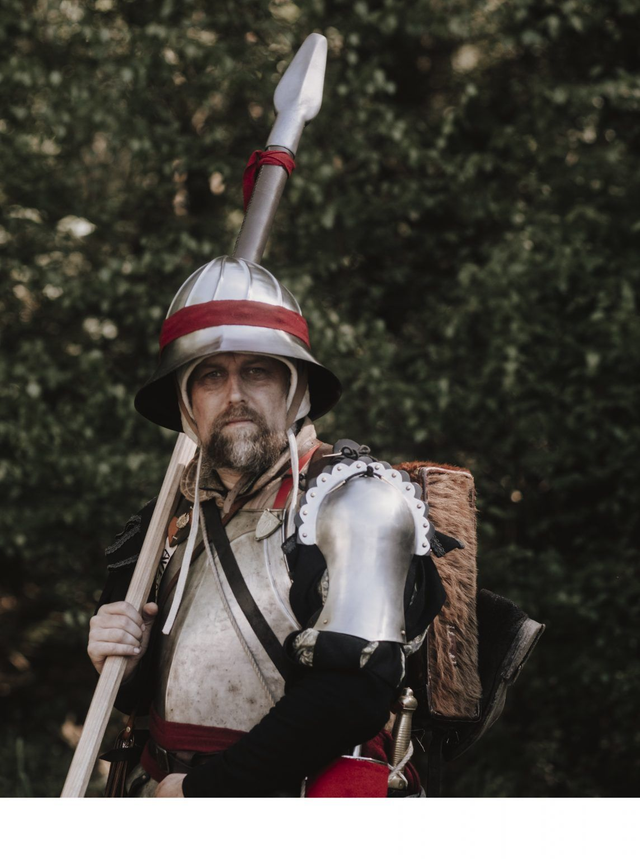 Skulderpanser (Epic armoury)