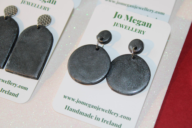 Nollaig dangle earrings