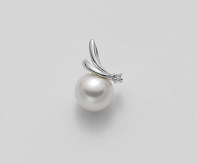 Pendente Mikiko in Oro 18Kt con Perle e diamanti 