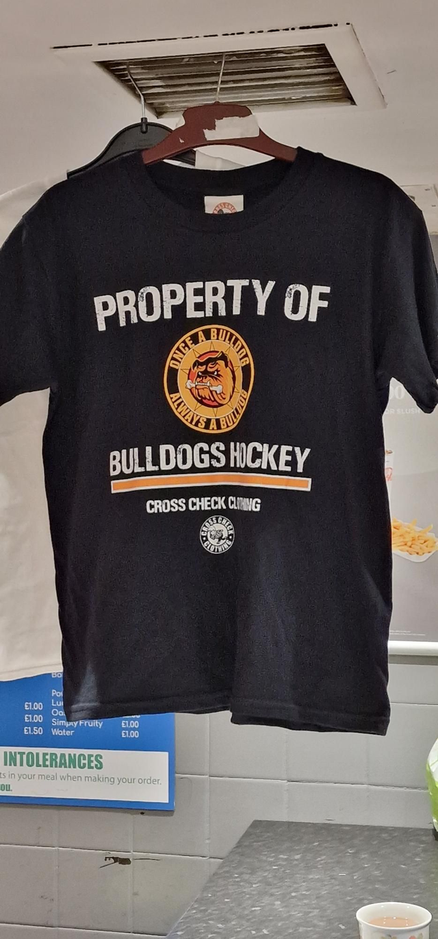 Black Cross Check T shirt