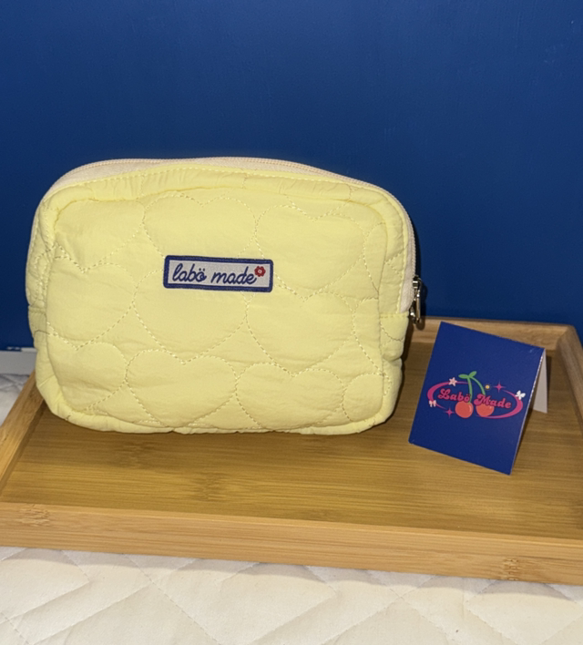 LABÖMADE Cute Heart-pattern Makeup Pouch - Yellow