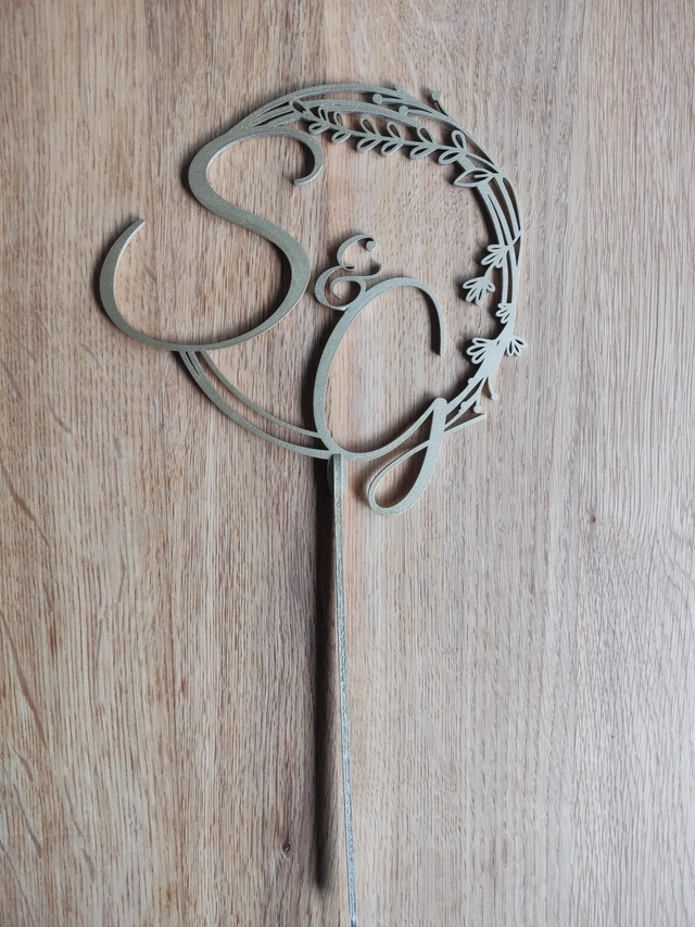 Cake Topper - Initialen & Blumen