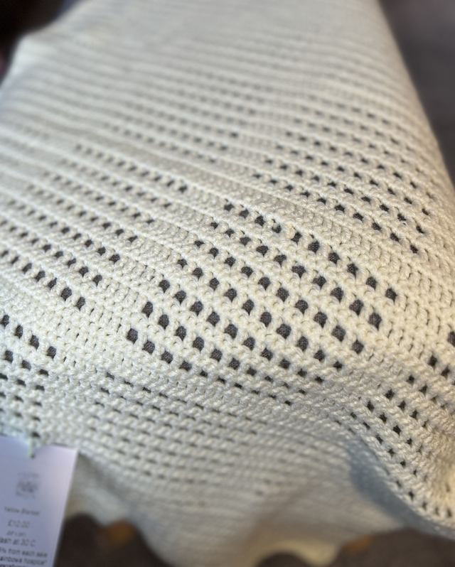 K2. Blanket yellow 33" x 24".