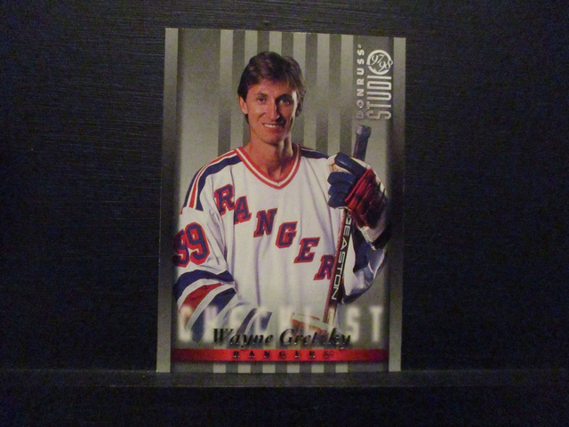 Wayne Gretzky - NFL 1997 Donruss Studio Ice Hockey Original Trading Card #109