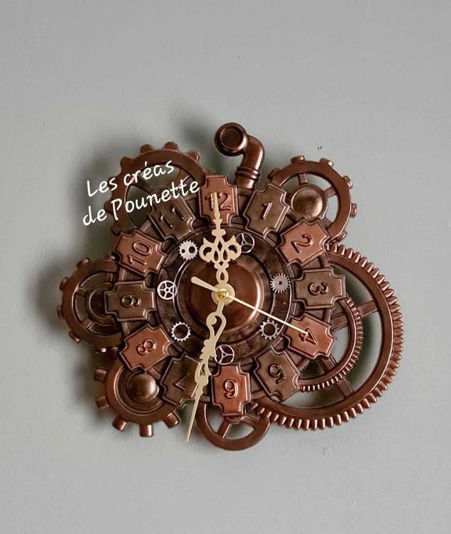 Horloge style industriel avec rouages