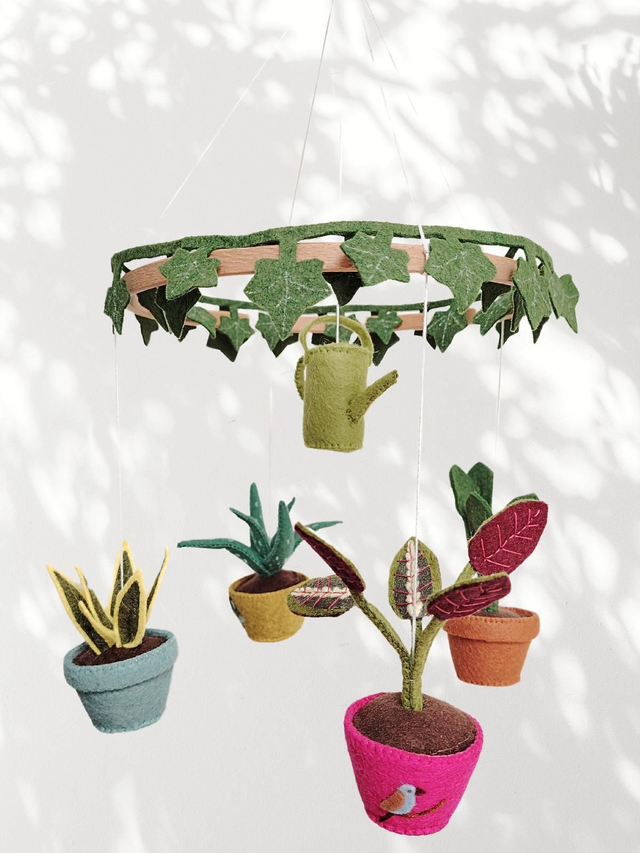 Mobile bébé en Feutrine: Nadine / plantes - décoration chambre, cadeau bébé, cadeau naissance, baby shower, mobile non genré, mobile bébé plantes