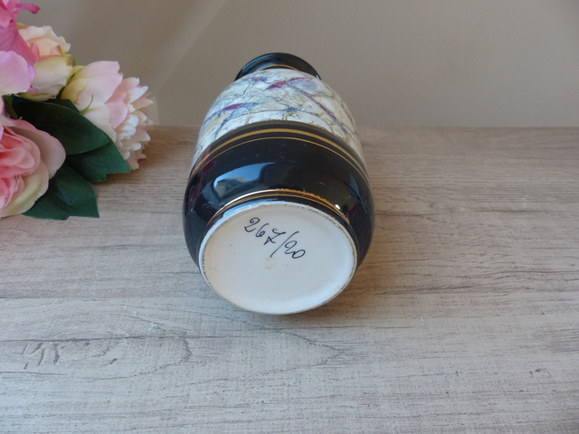 Vase vintage noir et doré en céramique marbrée – style oriental art déco – décoration élégante, pièce numérotée, cadeau pour amateur d’art