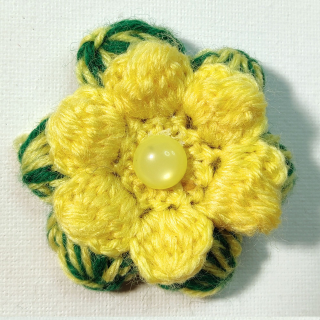 Barrette fleur double vert jaune crochet bouton jaune pince crocodile