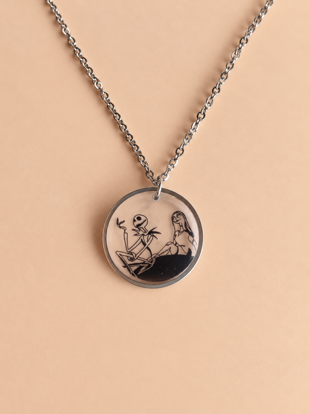 Collar amor de pesadillas