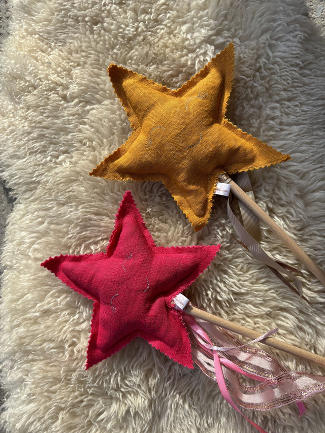 Baguette étoile jaune 