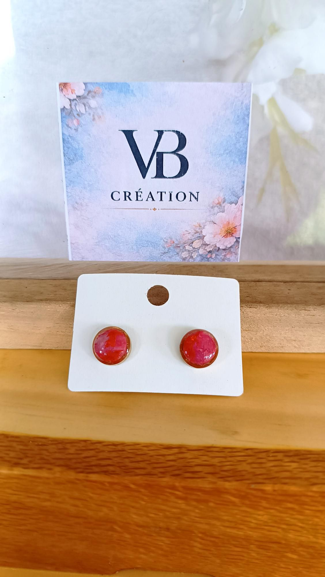 Puces d'oreilles marbré rouge 10mm