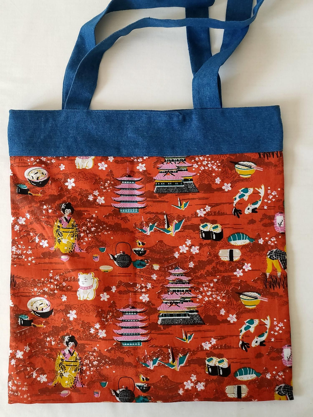Tote bag