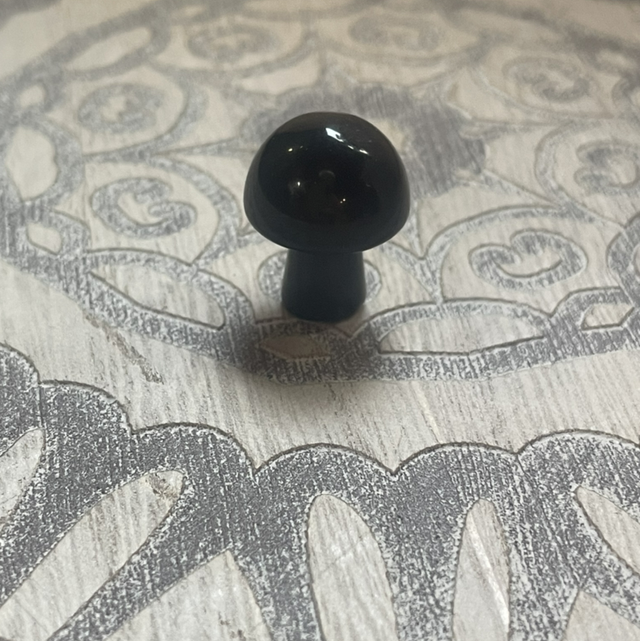Mini Toadstool - Black Obsidian