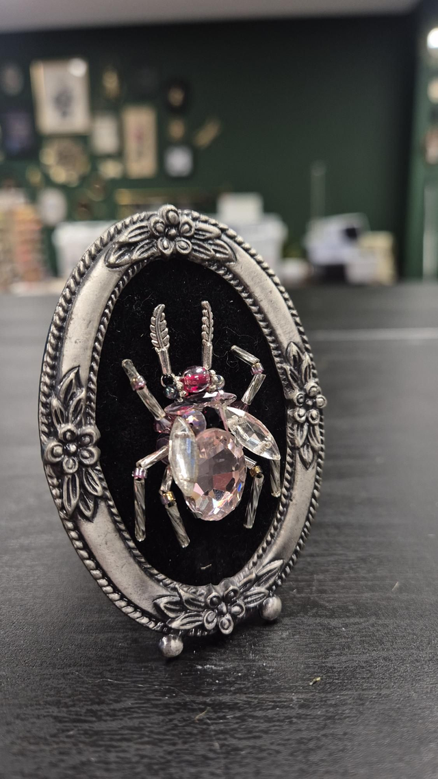 Mini cadre étain "Pink Scarab"