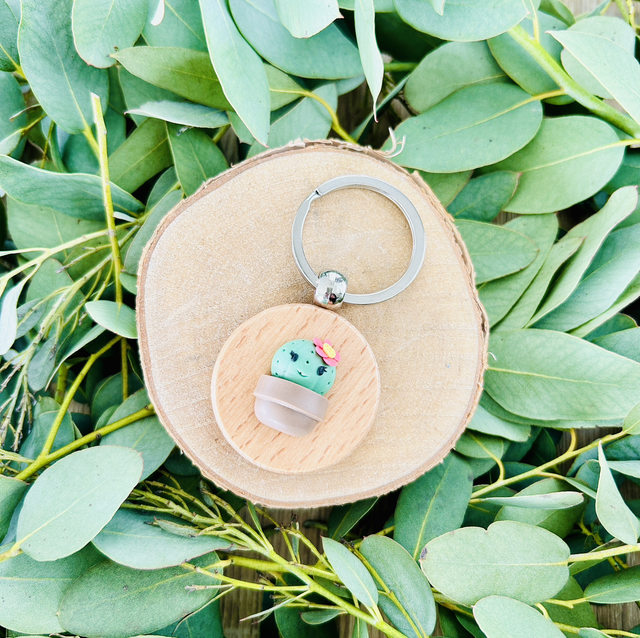 Porte clé &quot;Qui s&#039;y frotte, s&#039;y pique&quot;