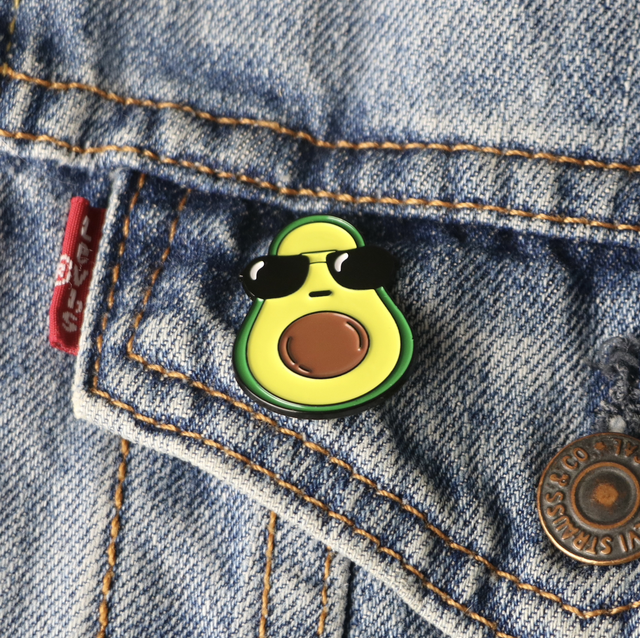 Pin’s avocat lunette