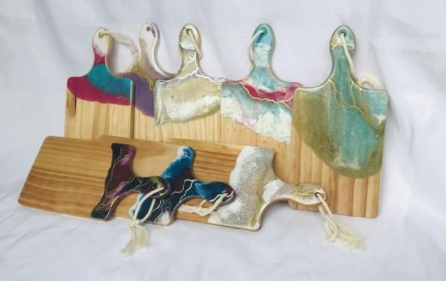 Resin board, mini board