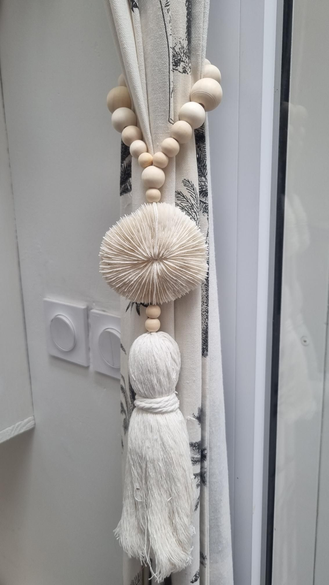 Embrasse corail pompon beige 