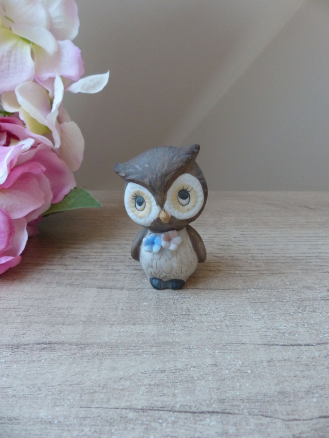 Vintage figurine chouette marron en porcelaine, figurine mignonne petite chouette avec fleurs, Singapour collection