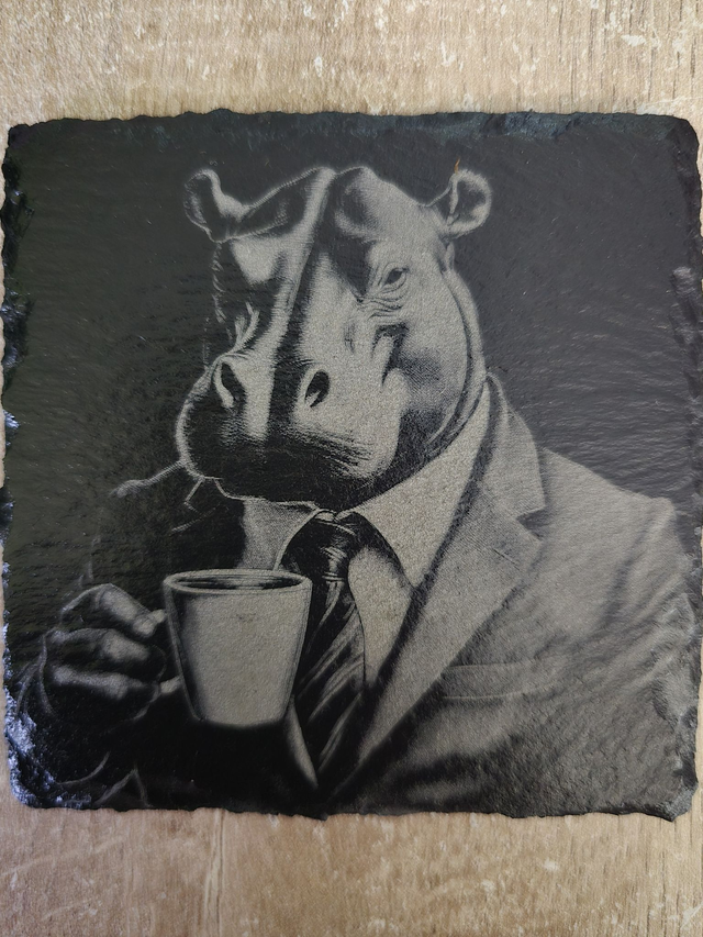 Animaux professionnels buvant du café