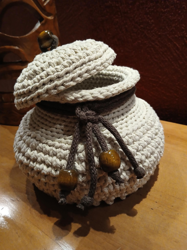 Panier bohème en macramé  - création artisanale 