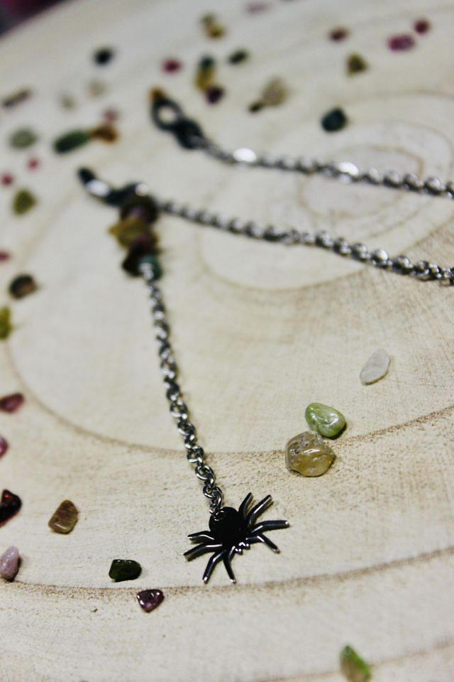 Chaine de lunettes touche de magie argentée personnalisée Araignée Tisseuse de Magie